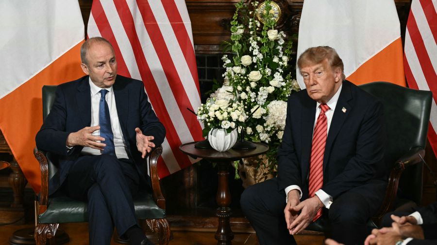 Trump en Irlande pour un peu de diplomatie et beaucoup de golf