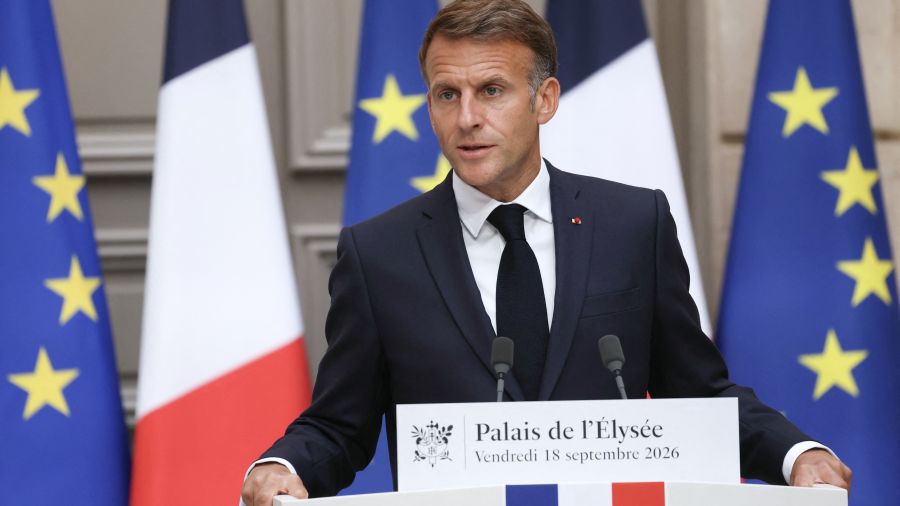 Ce qu'il faut retenir de l'allocution de Macron sur les crises qui menacent la France