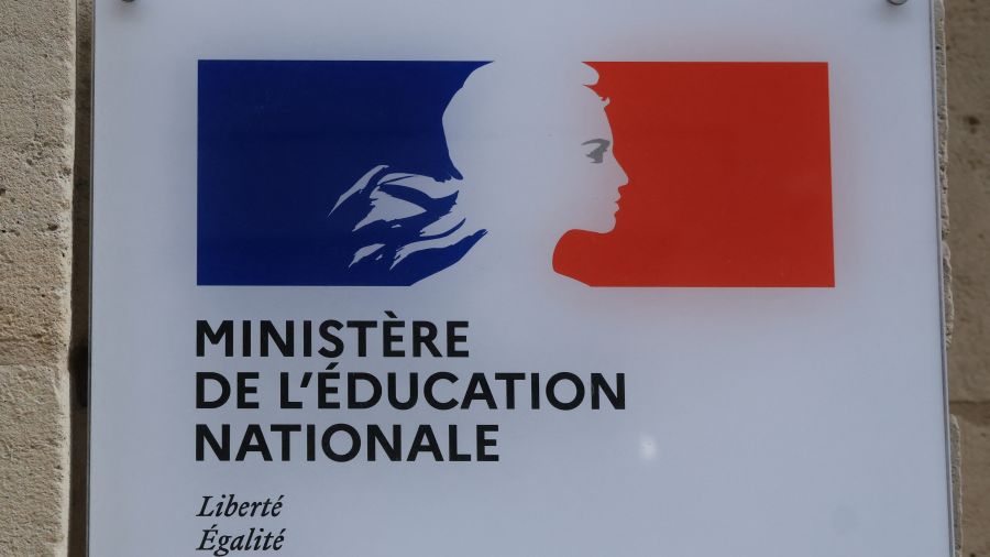 Blocages de lycées: en île-de-France, plus de 800 interpellations, 85% de mineurs