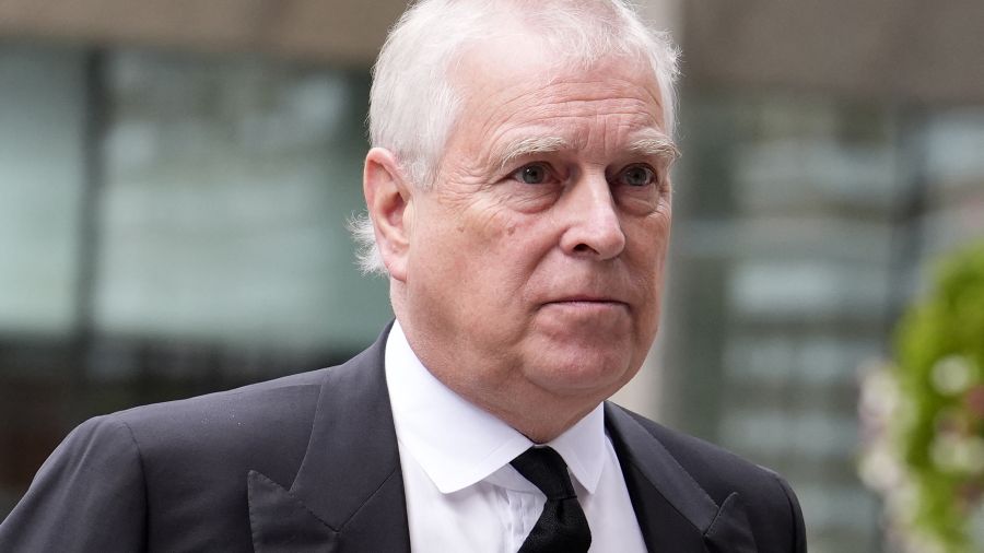 Royaume-Uni: les perquisitions liées à l'arrestation de l'ex-prince Andrew jugées illégales