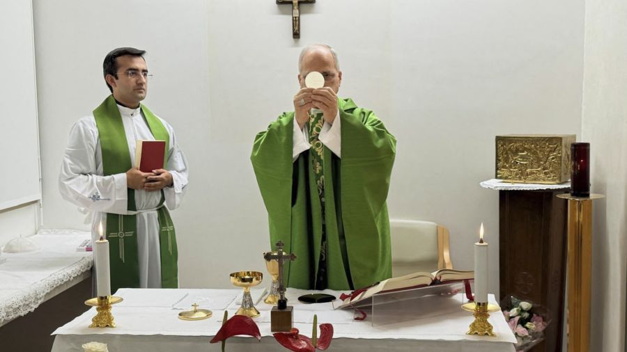 Le pape a célébré une messe à l’hôpital