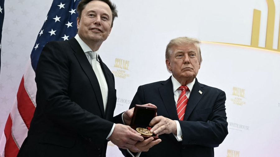 Elon Musk dit vouloir donner une action SpaceX à «chaque enfant en Amérique»