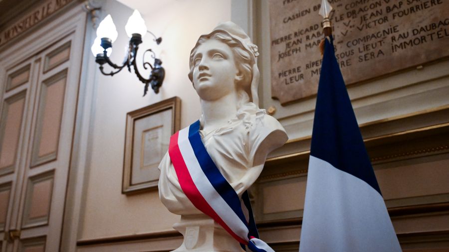 Crise politique et violences en France: les derniers développements