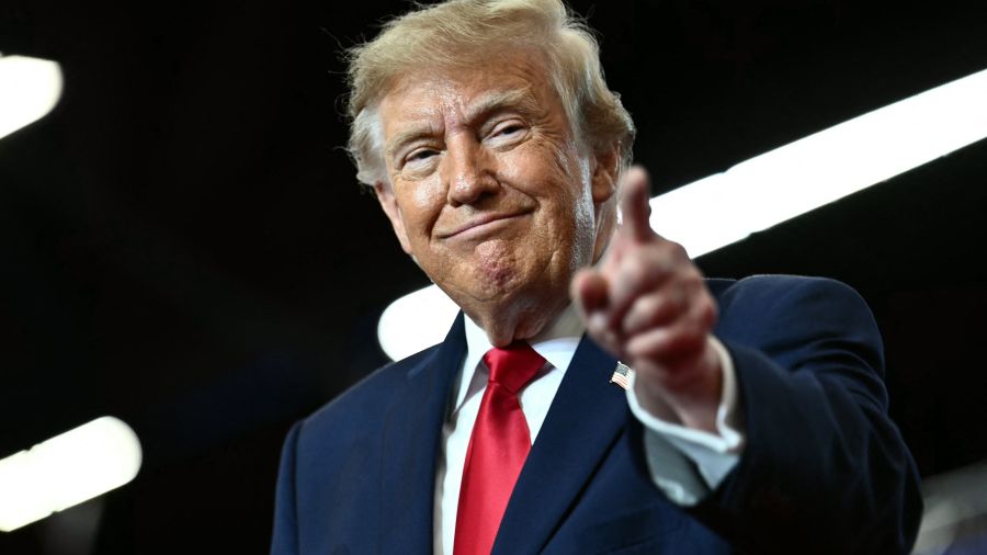 Trump demande la disqualification d'une candidate démocrate en Alaska après une enquête du New York Times