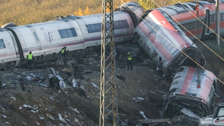 L'Espagne entame un deuil de trois jours après la catastrophe ferroviaire