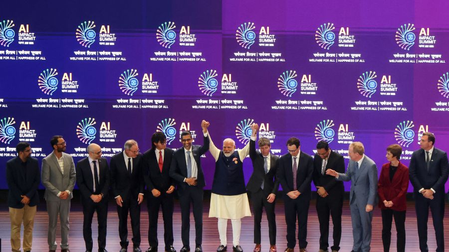 L'ONU appelle à un «contrôle humain» de l'IA avant la clôture du sommet à New Delhi