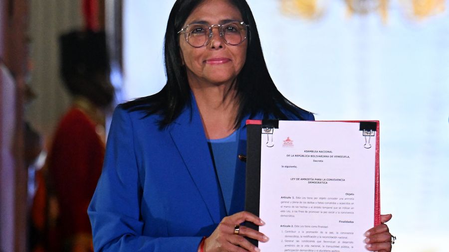 «Savoir demander pardon»: amnistie historique au Venezuela