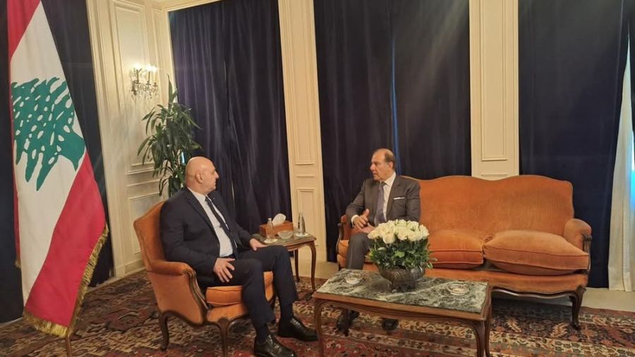 Aoun appelle la Banque centrale à restaurer la confiance dans le système bancaire