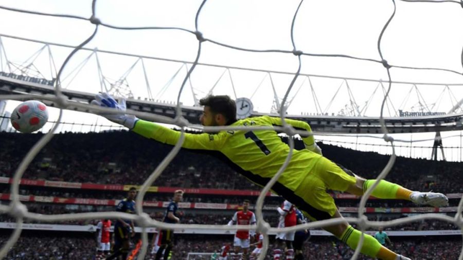 City imperturbable, Arsenal relancé