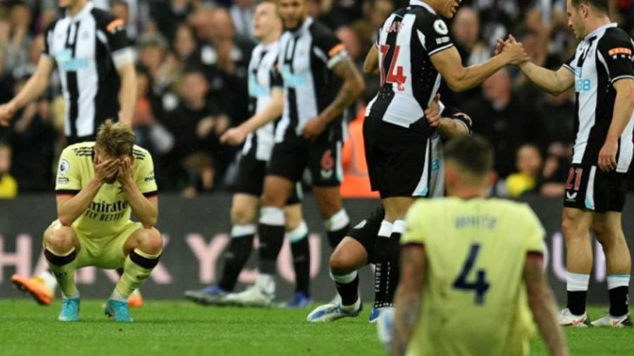Battu à Newcastle, Arsenal voit la C1 s'éloigner