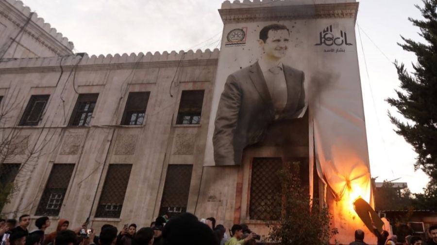 Les réactions libanaises à la chute du régime syrien