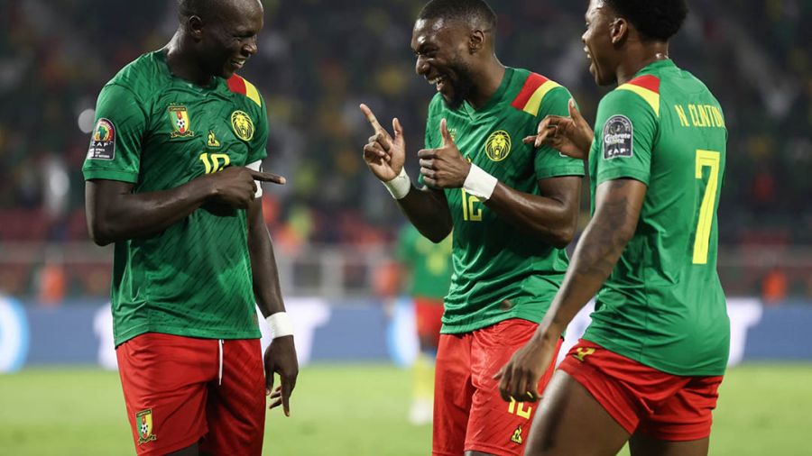 Le Cameroun met fin au rêve des Comores, bousculade meurtrière devant le stade