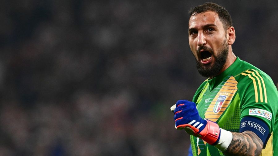 Donnarumma, le héros déchu du PSG, rebondit à Manchester City