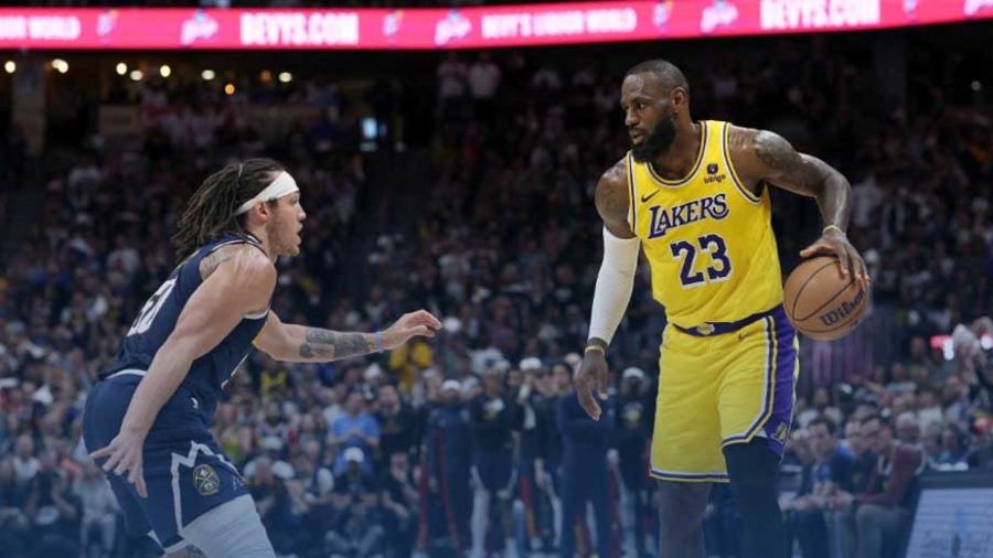 NBA: LeBron James sorti par Denver au 1er tour, une suite incertaine