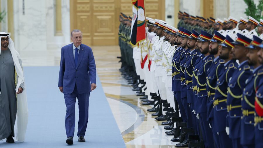 Pluie de juteux contrats pour Erdogan aux Emirats