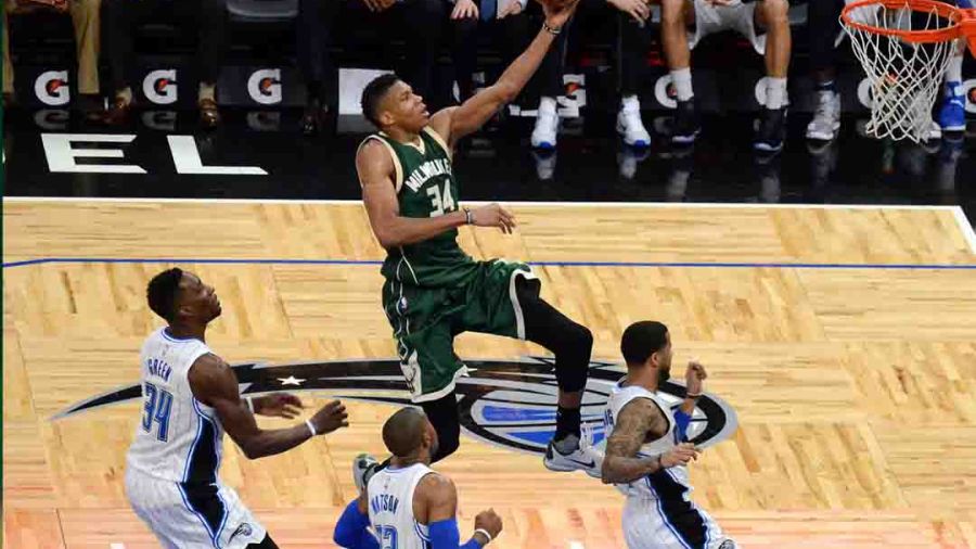 NBA: Antetokounmpo fait le show face à Brooklyn, Utah perd à Toronto