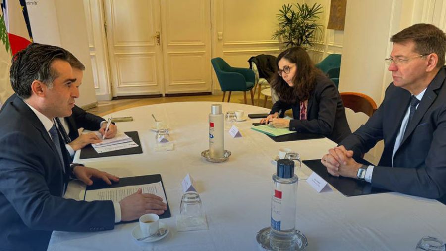 Hamié discute à Paris du plan de reconstruction du port de Beyrouth
