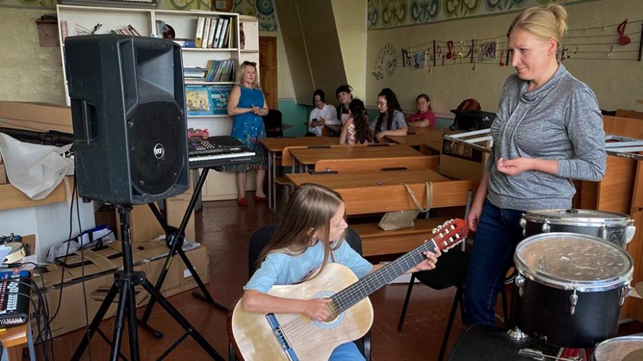 À Borodianka, les enfants chantent pour contrer l’oppression