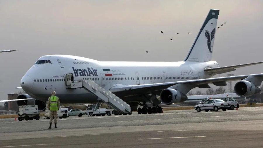 Un avion commercial iranien se pose en Chine, malgré la menace de sanction américaine