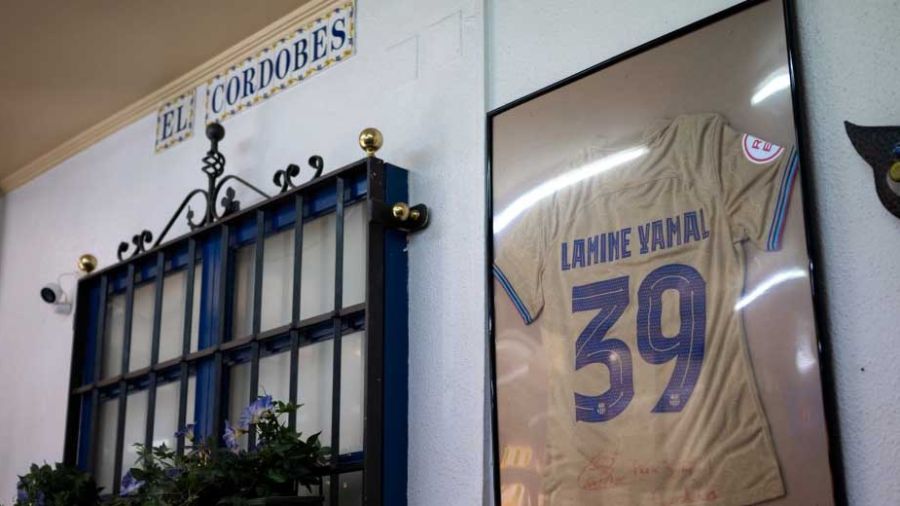 Euro-2024: Lamine Yamal, l'étoile de la Roja qui illumine le quartier populaire de Rocafonda