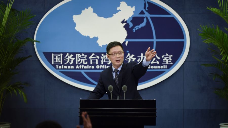 La Chine menace les \