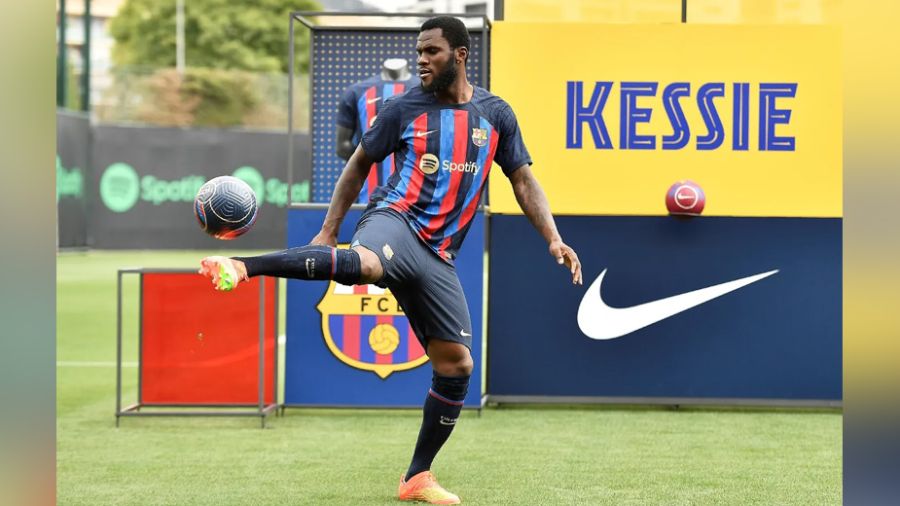 FC Barcelone: Kessié, dans la lignée de Yaya Touré lors de sa présentation