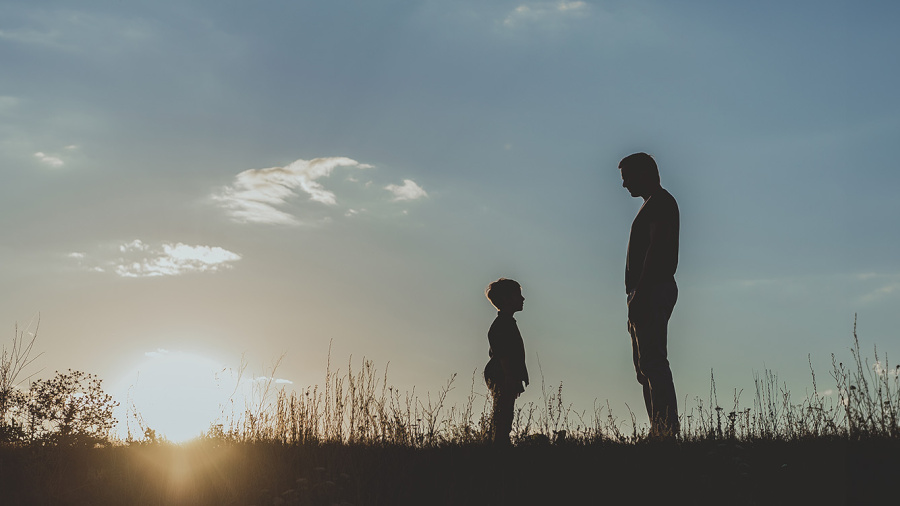 L’ombre de l’enfance sur le corps et la psyché de l’adulte