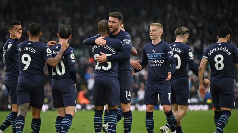 Manchester City et Liverpool se rendent coup pour coup
