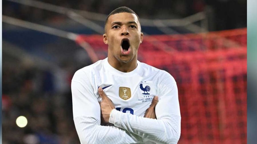 Ligue 1: la sensation Mbappé, déjà de retour à l'entraînement