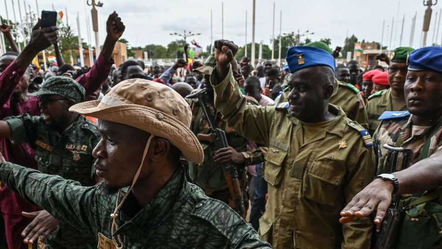 Manifestation pro-putsch au Niger avant la fin de l'ultimatum