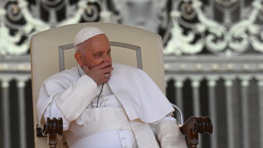 Le pape François condamne le terrorisme et l'antisémitisme avec des rabbins européens