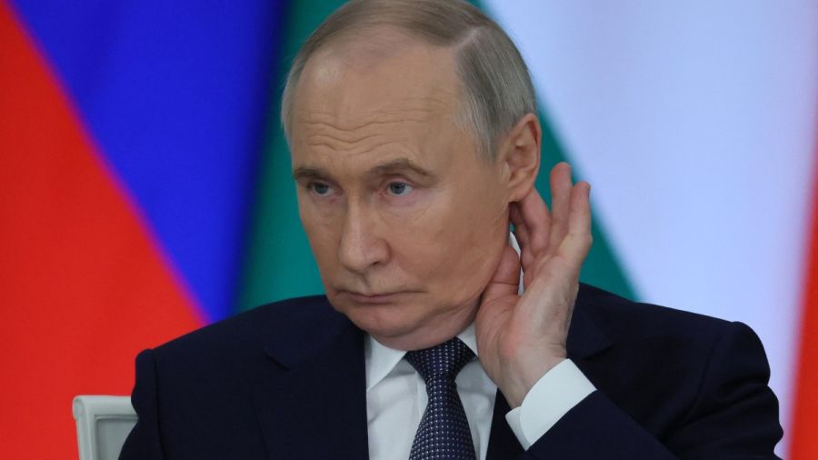 Le Kremlin dénonce les \