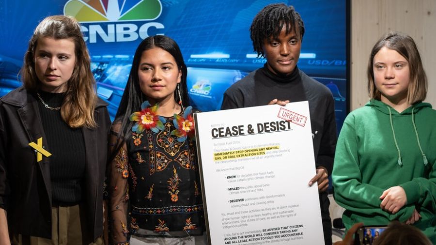 Greta Thunberg fustige les participants à Davos