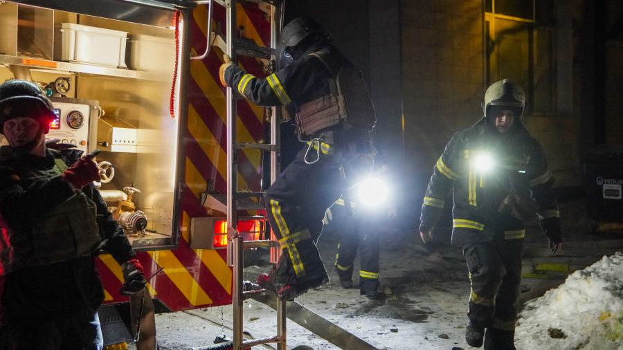 Ukraine : sept morts, dont une mineure, dans des séries de frappes russes