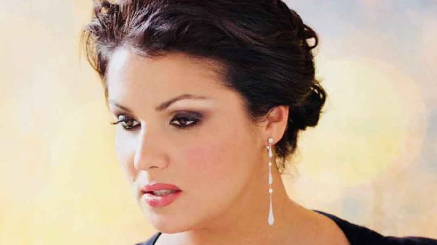 Paris réserve un accueil triomphal à Anna Netrebko