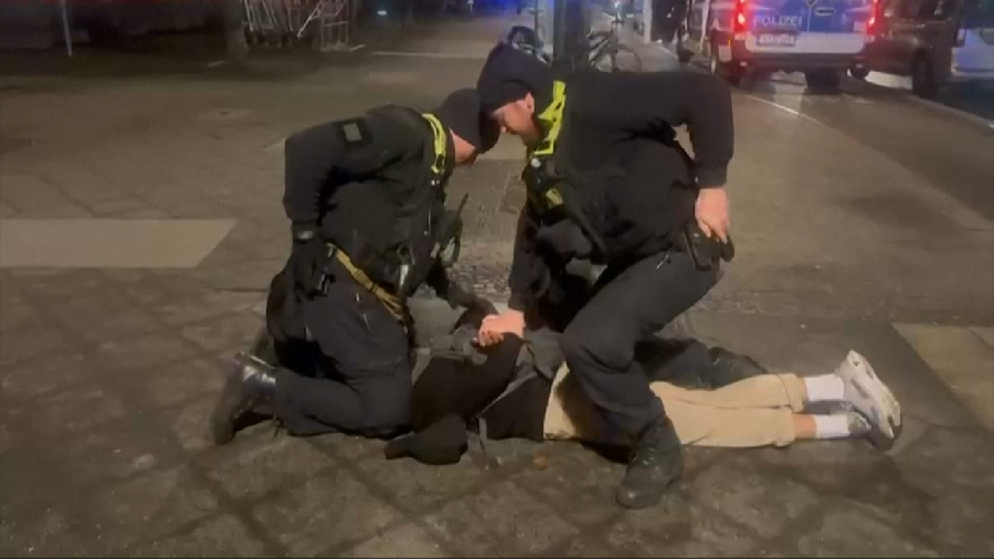 Le suspect syrien de l'attaque au couteau à Berlin voulait "tuer des juifs"