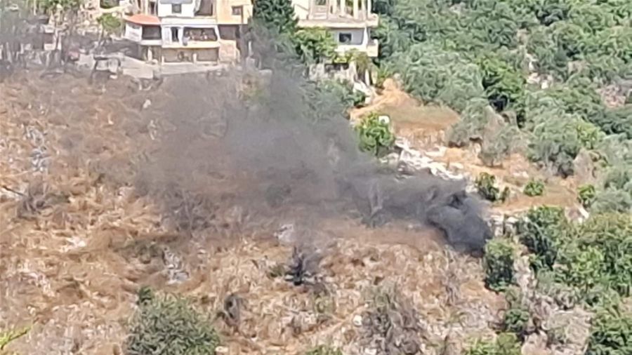 Liban-Sud: la chute d’un missile intercepteur provoque un incendie à Bint Jbeil