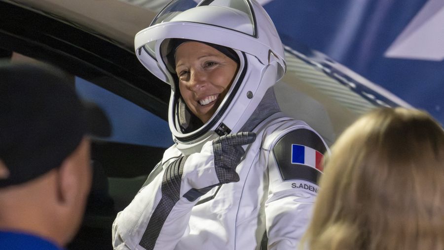 Sophie Adenot en route vers la Terre