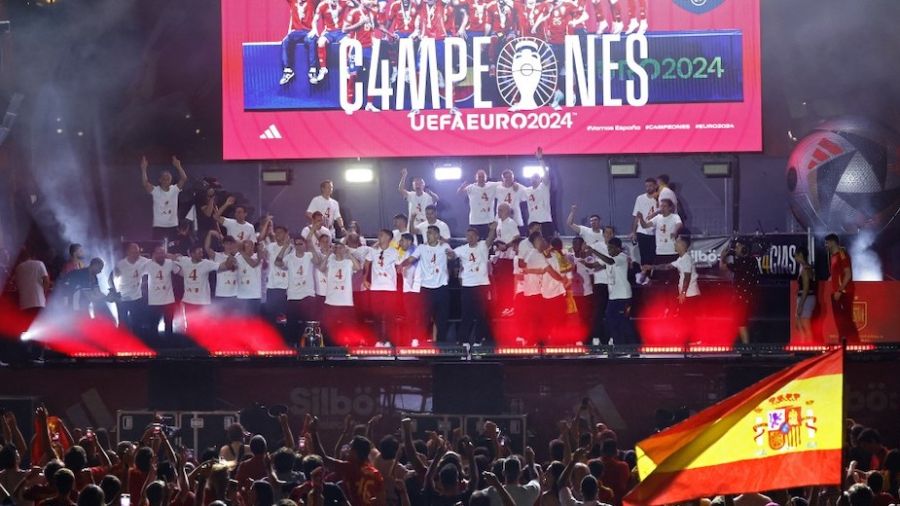 Euro-2024: les héros espagnols fêtés à Madrid