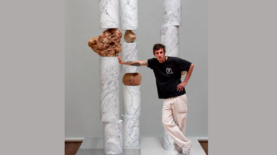"Skinless": Théo Mercier sculpte une nouvelle perception du monde