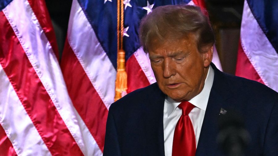 Trump dénonce un «abus de pouvoir» après son inculpation
