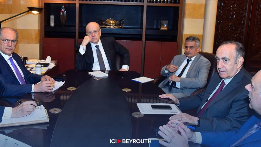 Budget 2023: discussions au Sérail