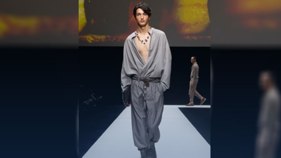 À Milan, Prada et Armani réinventent l'élégance masculine