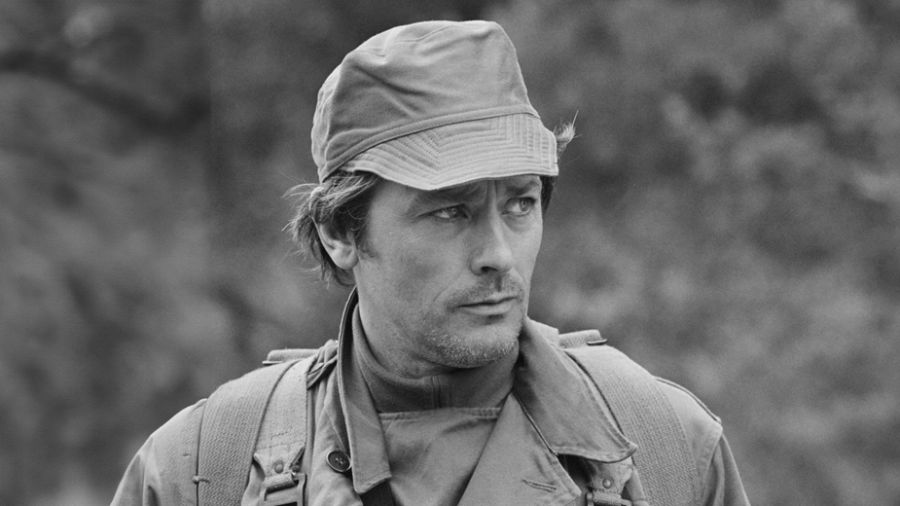 Le cinéma français en deuil: hommage à Alain Delon