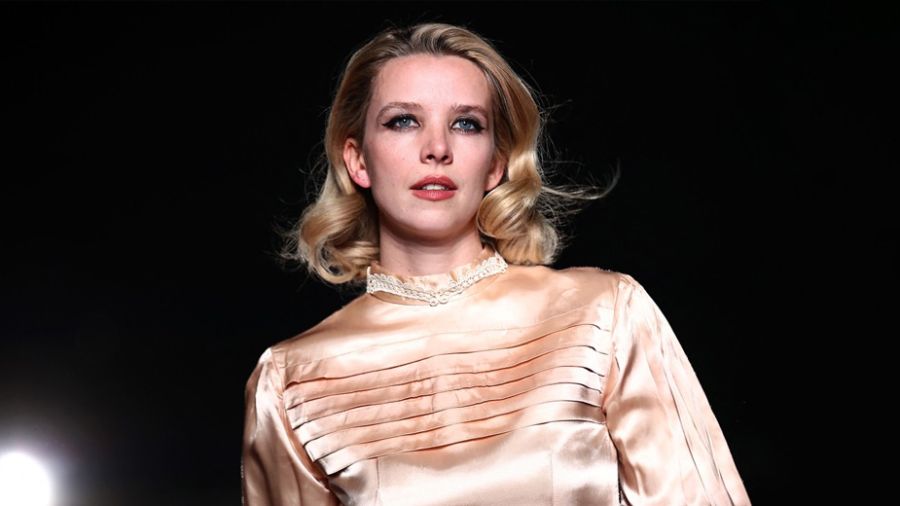 Sous les projecteurs: lancement de la Fashion Week de Londres