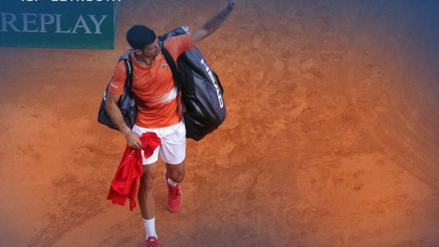 Djokovic mord la poussière à Monte-Carlo
