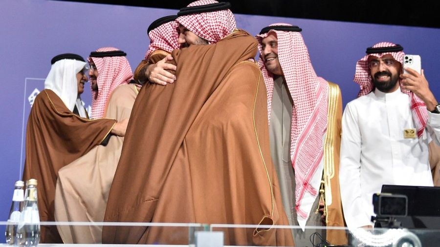Foot: le Mondial-2030 sur trois continents, 2034 en Arabie Saoudite malgré les critiques
