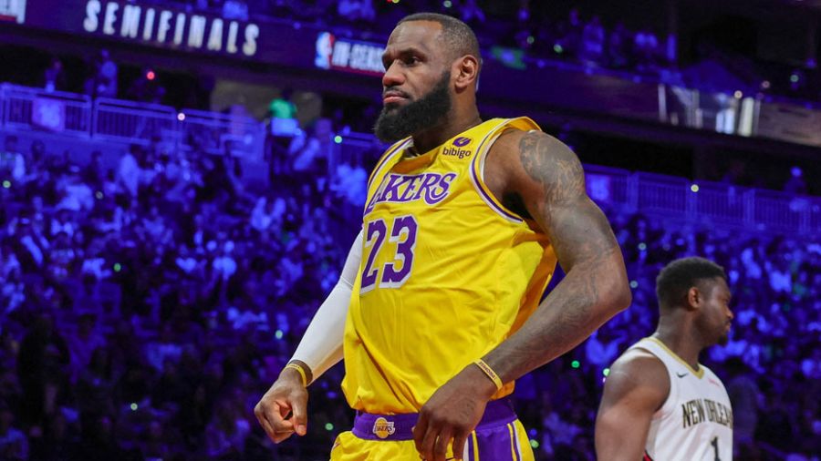 La Coupe NBA : Les Pacers d'Indiana et les Lakers de LeBron James en Finale